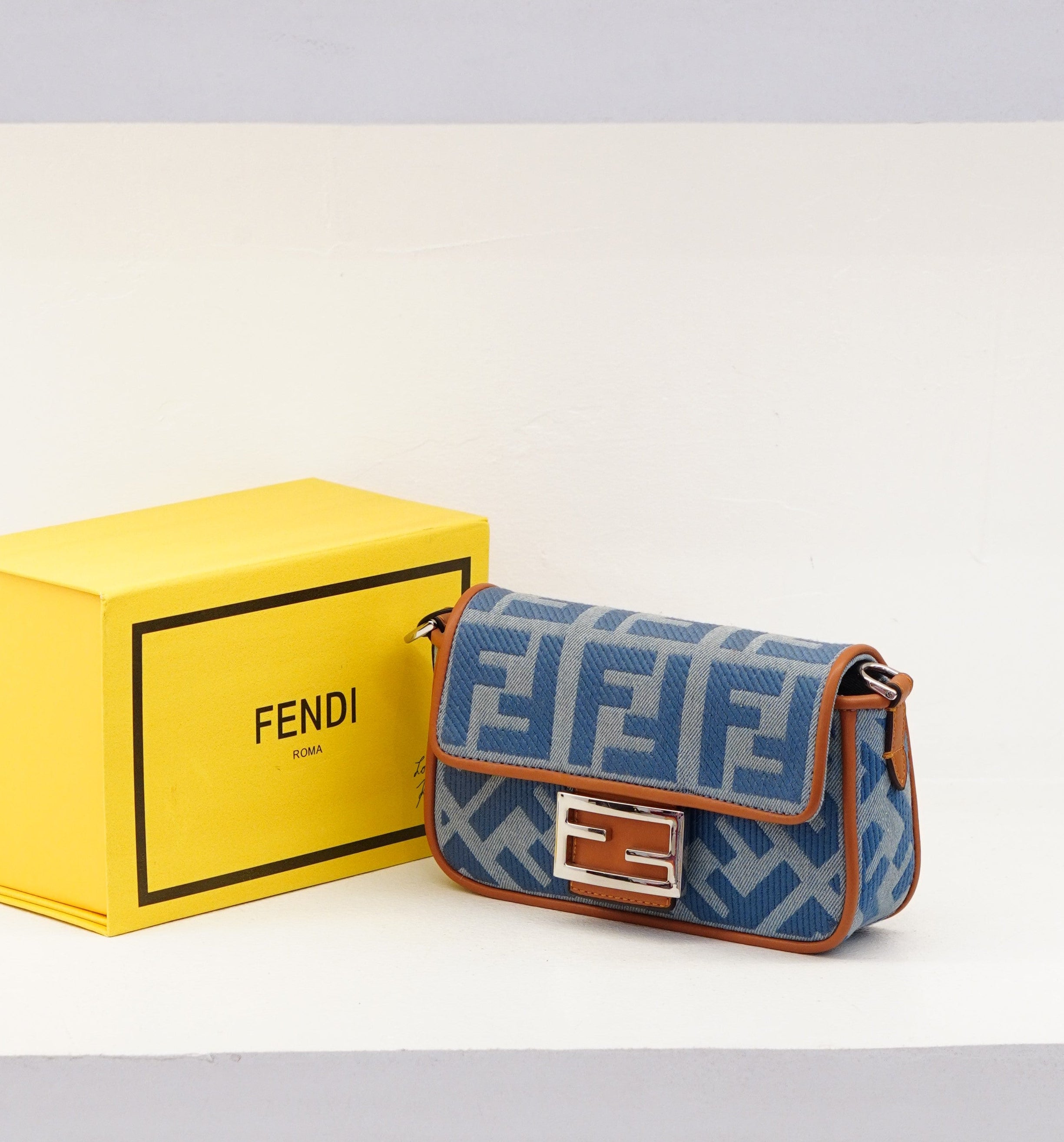 Fendi Baguette Moyen