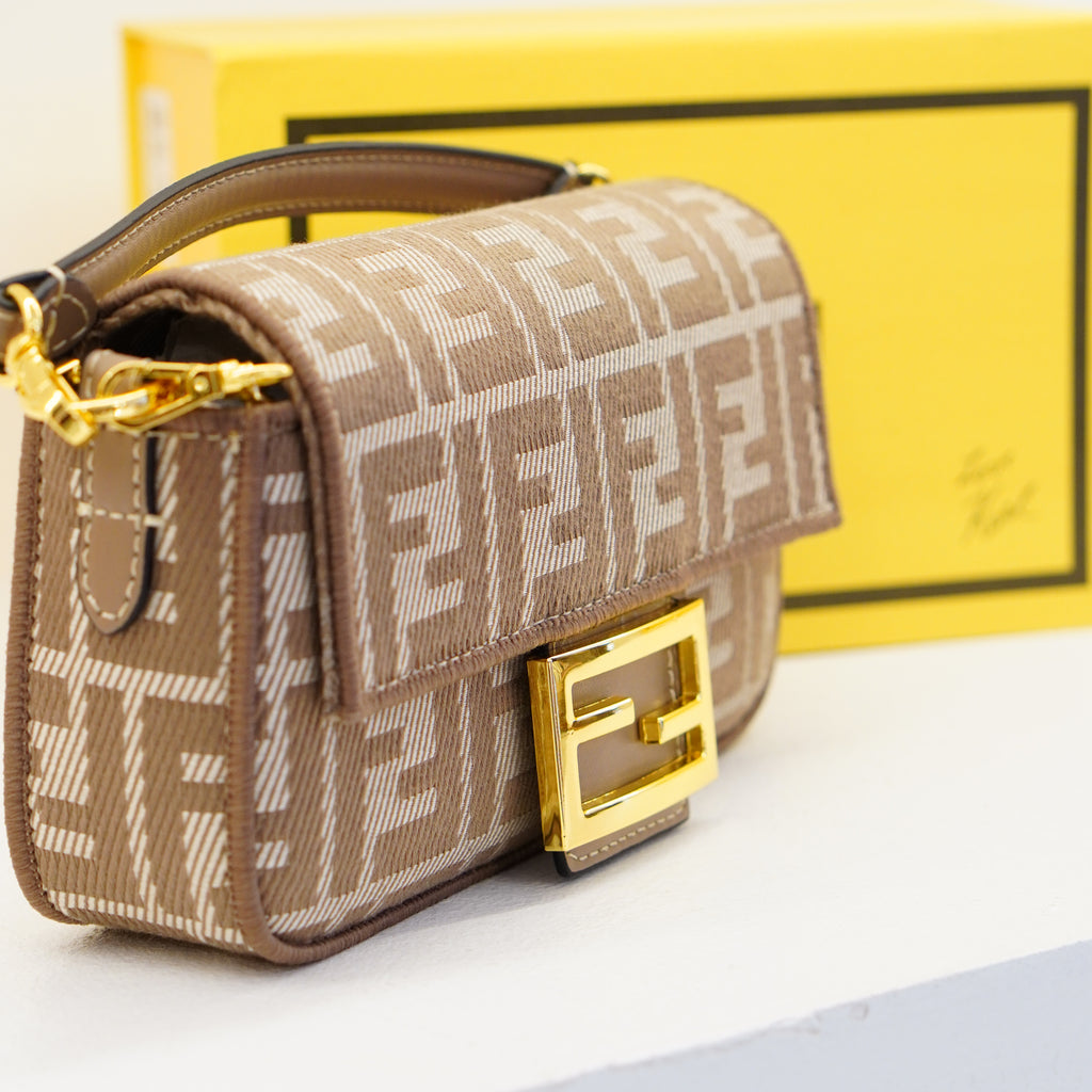 Fendi Baguette Moyen
