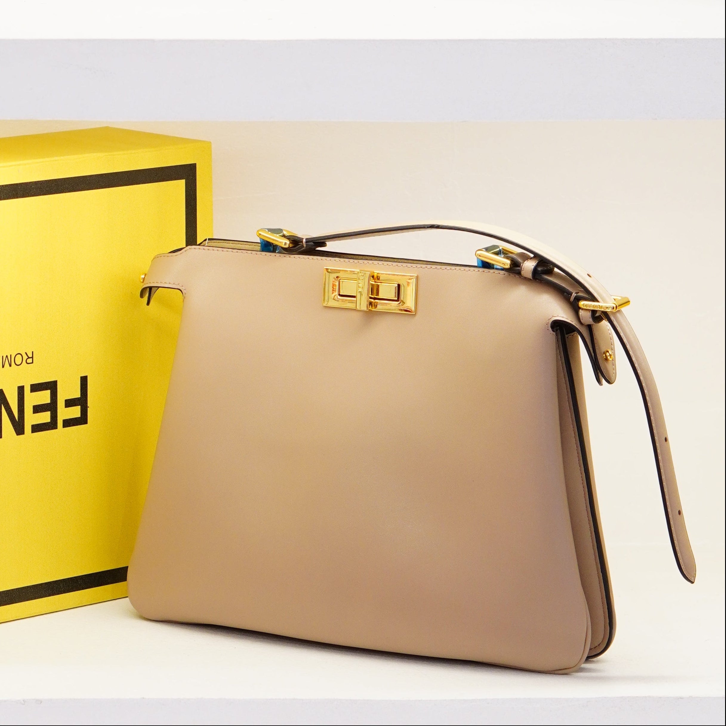 Fendi Peekaboo ISeeU
