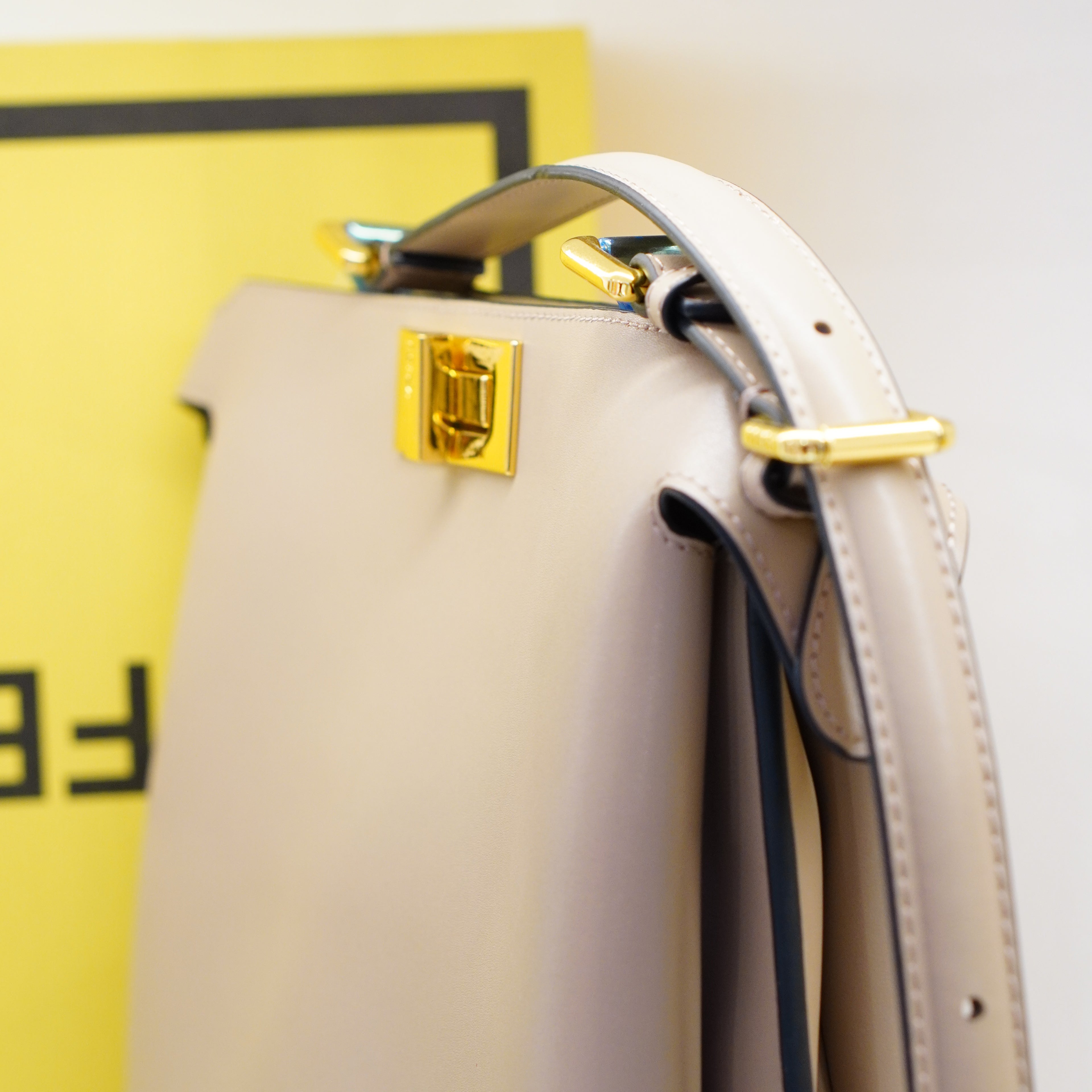 Fendi Peekaboo ISeeU