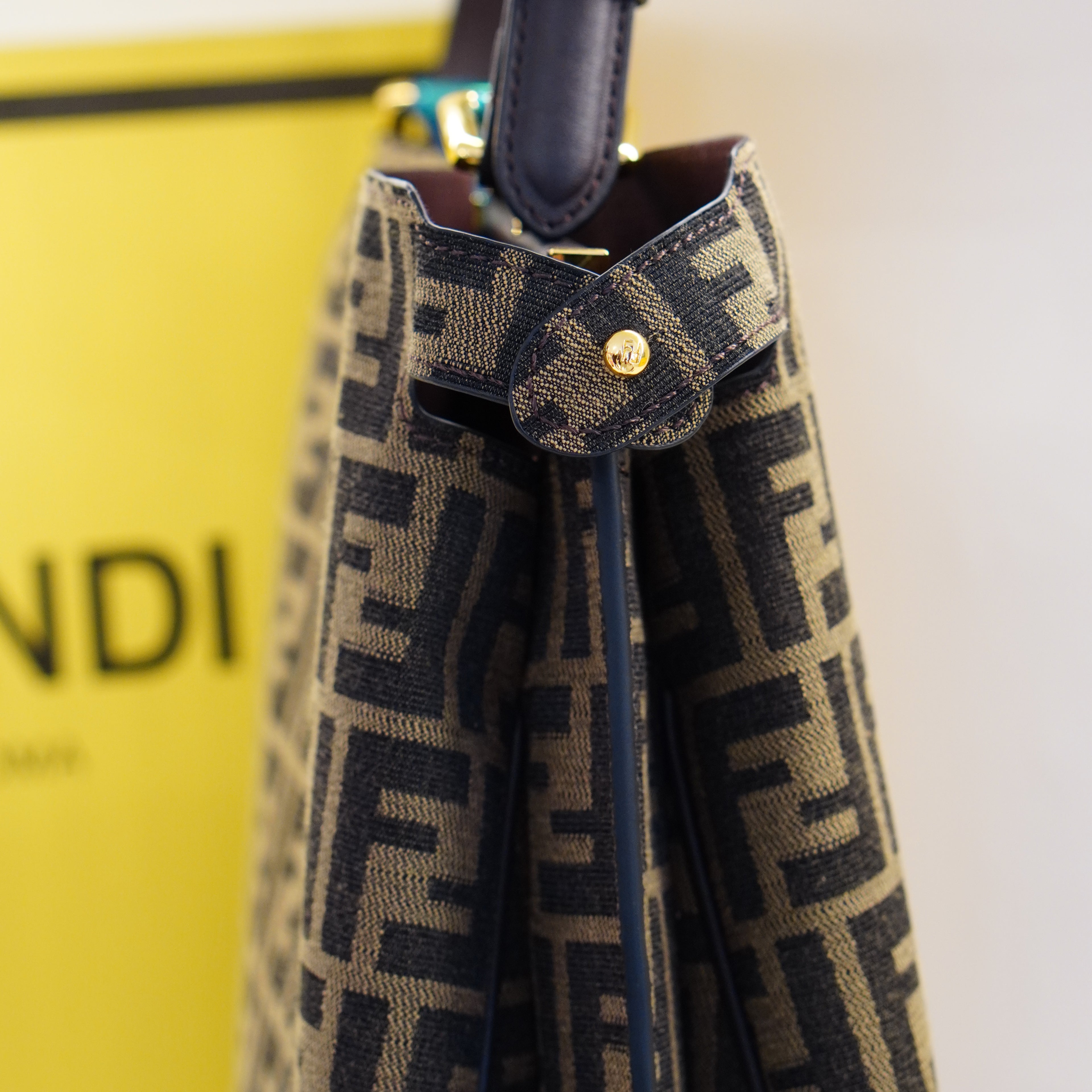 Fendi Peekaboo ISeeU