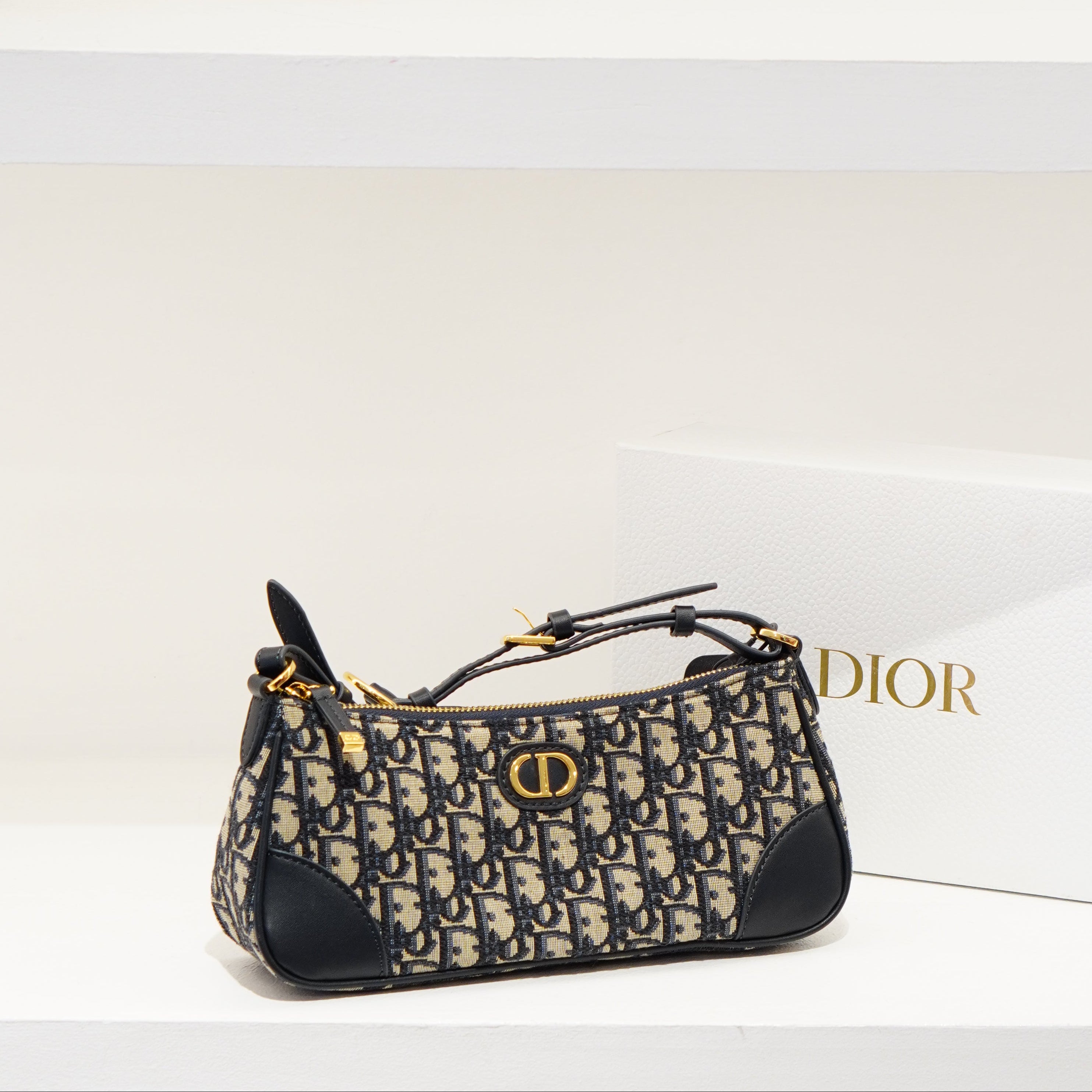 CD Lounge Dior