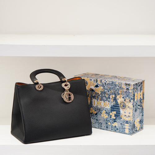 Dior Toujours Bag