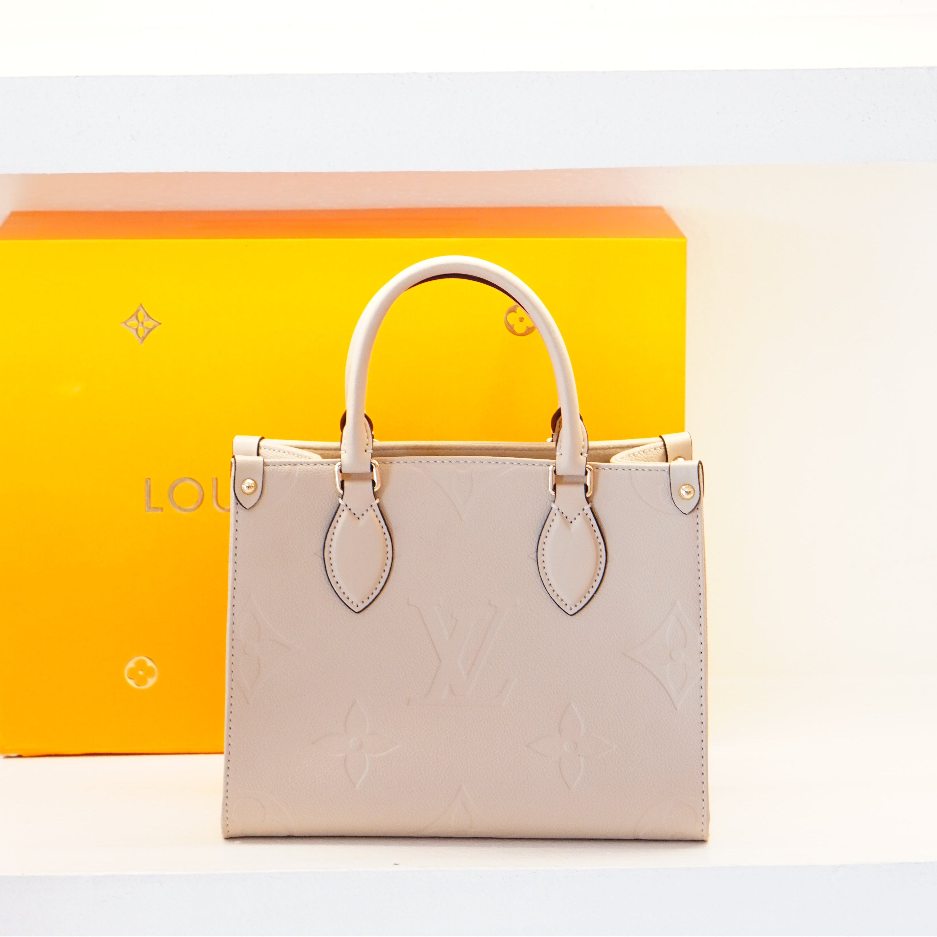 Louis Vuitton  OnTheGo