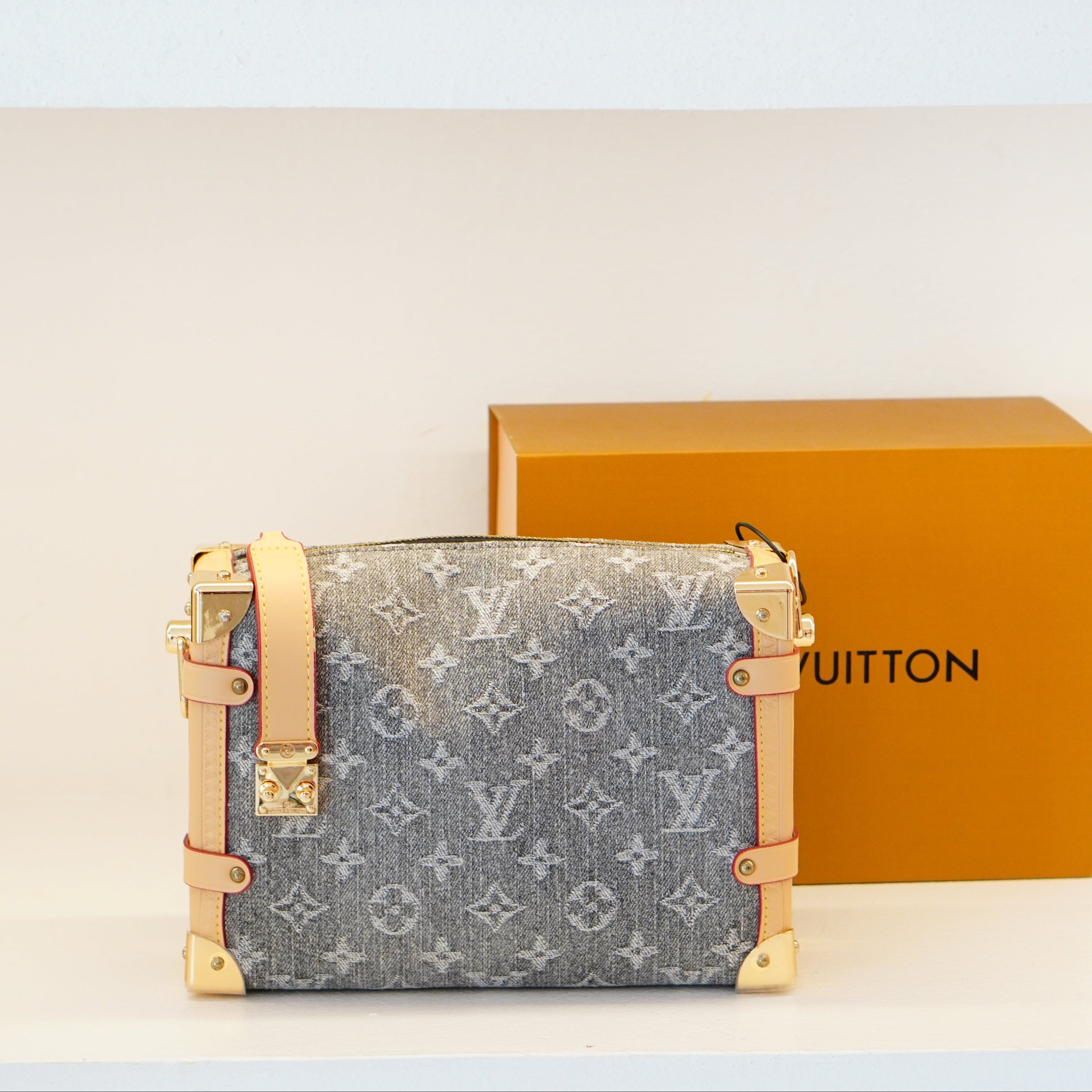 Louis Vuitton Petite Malle