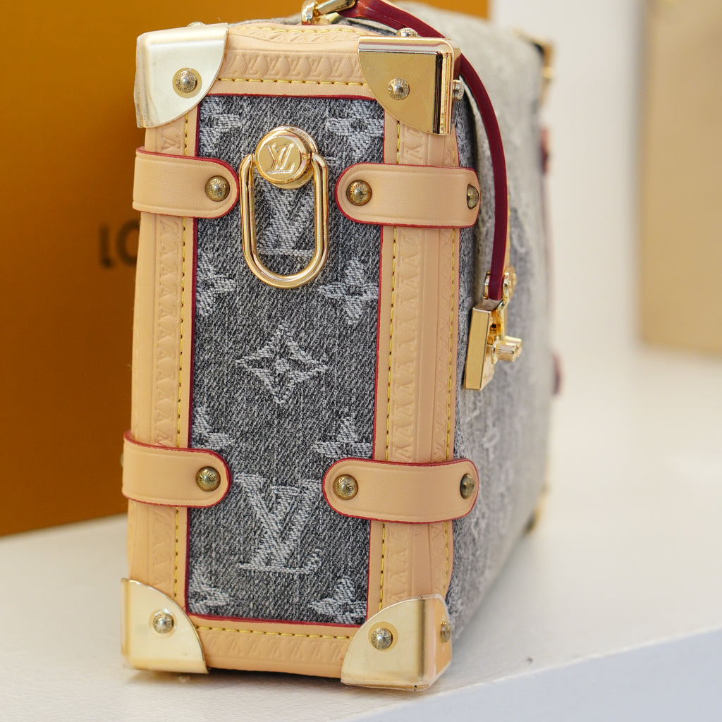 Louis Vuitton Petite Malle