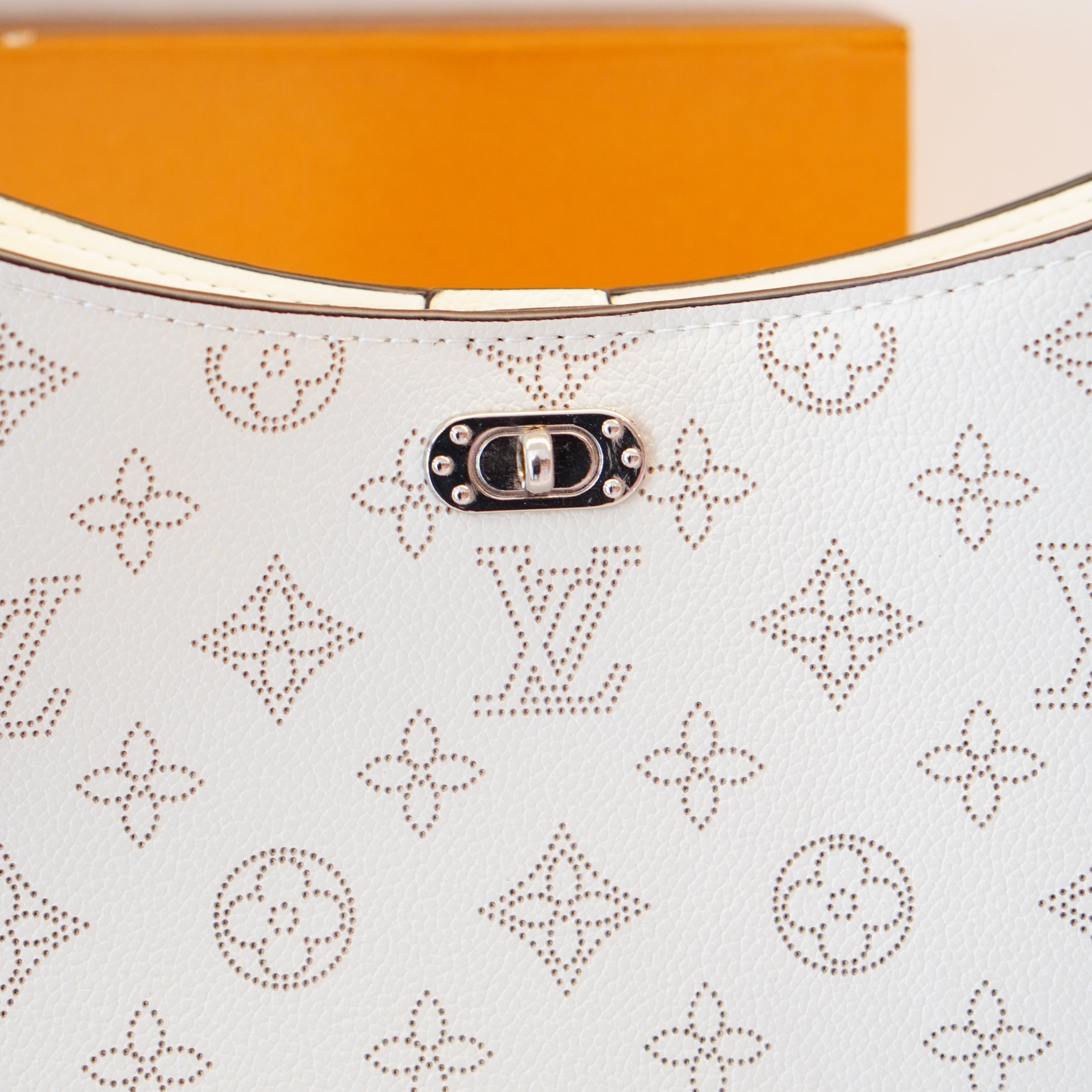 Louis Vuitton Mahina Bella