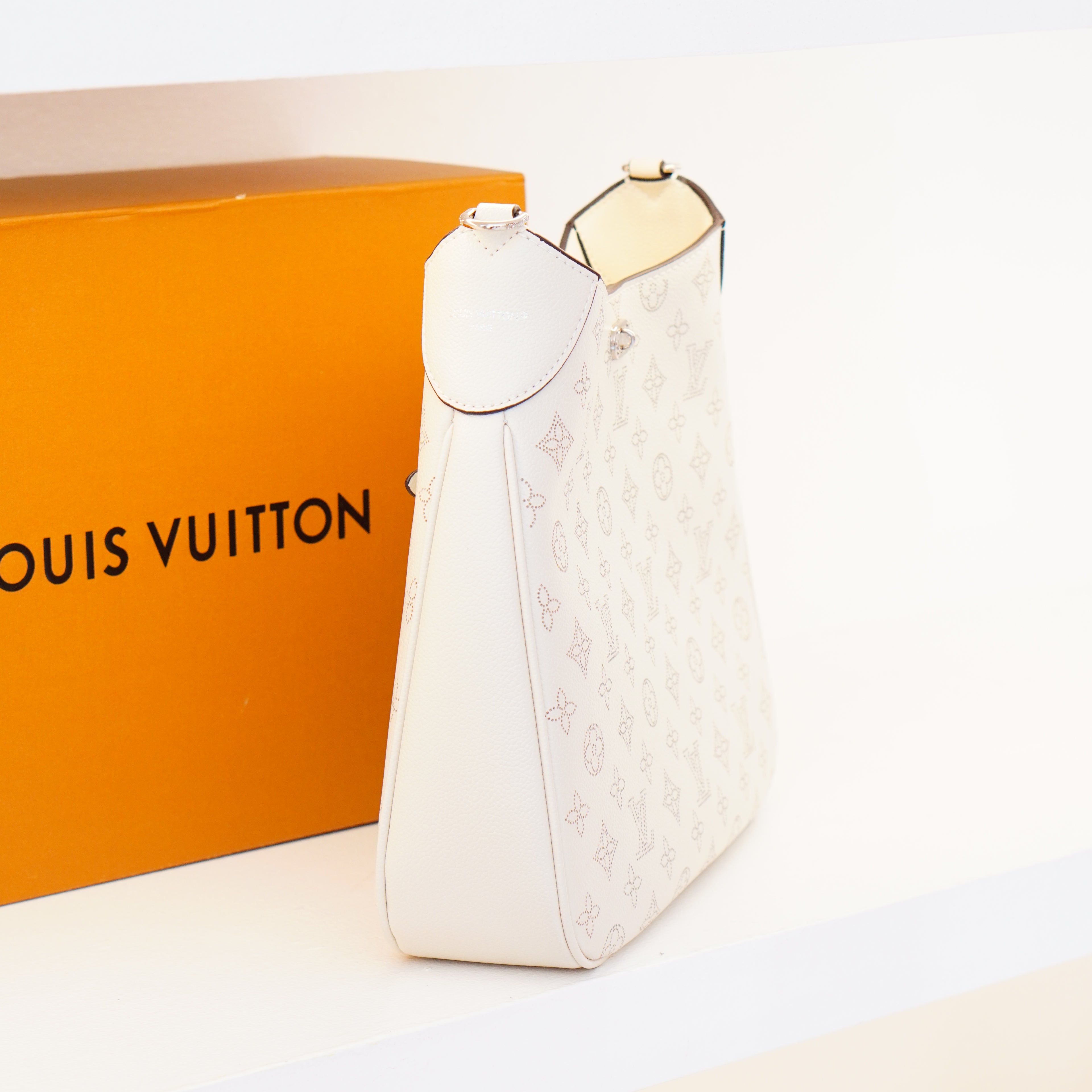 Louis Vuitton Mahina Bella