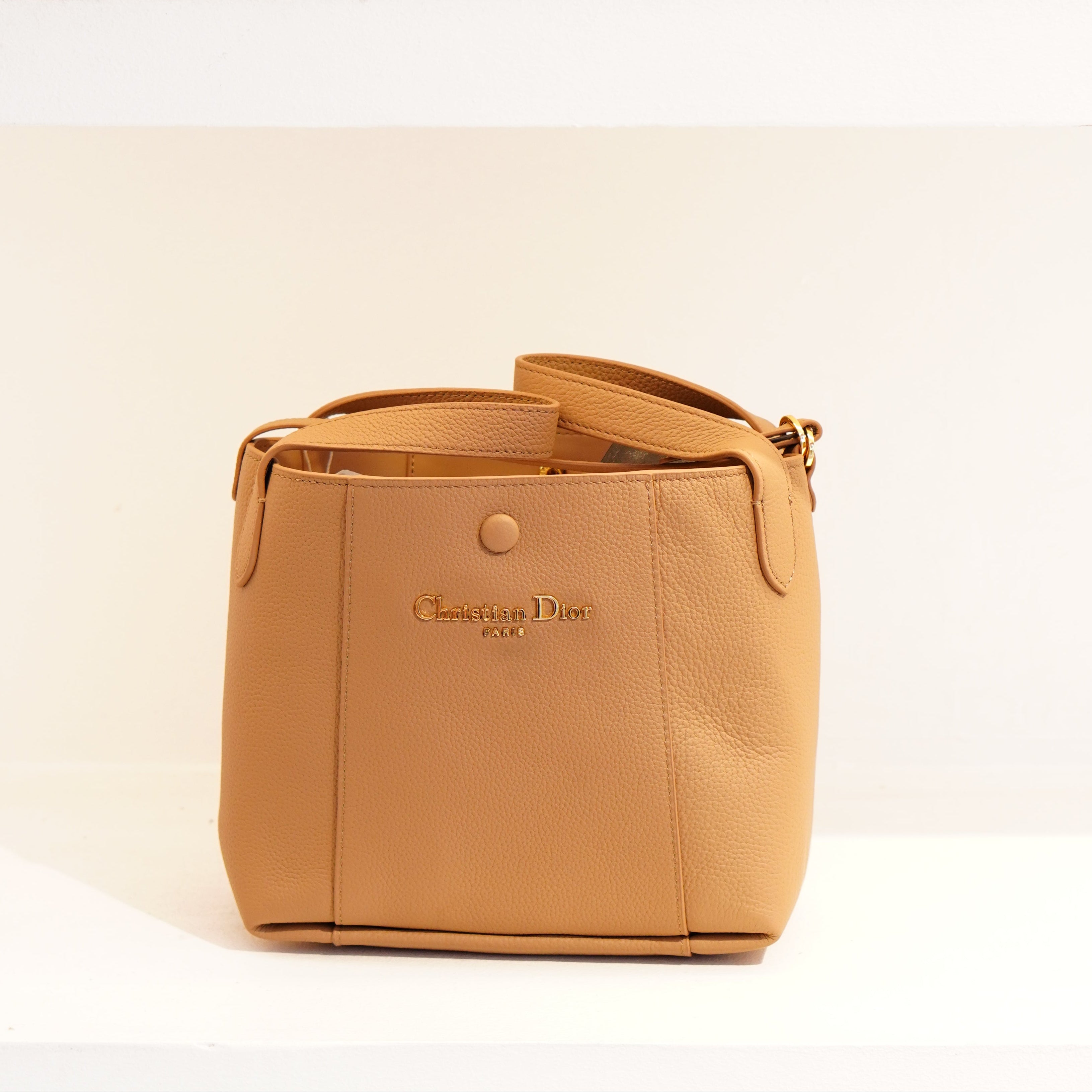 Dior Bucket