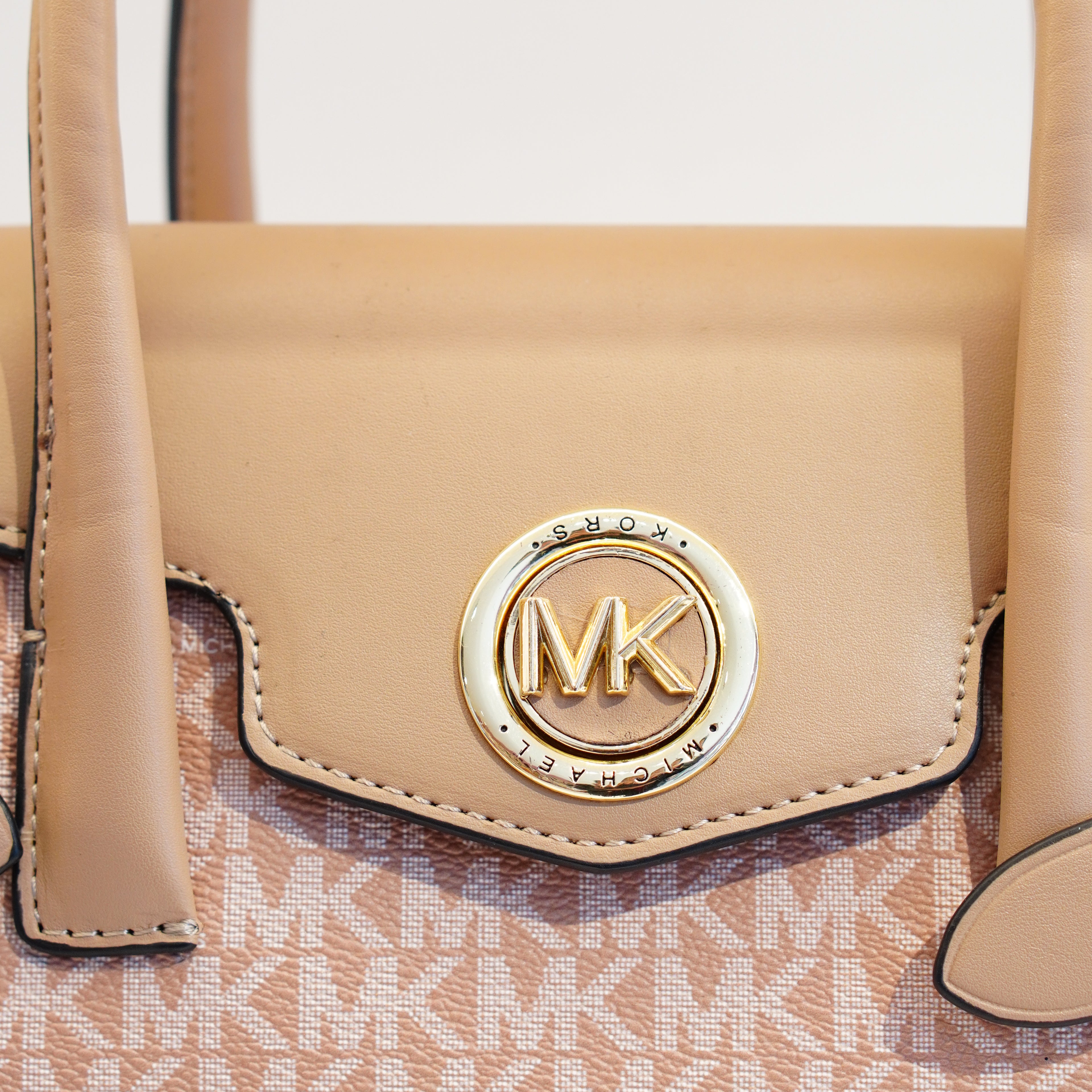 MICHEAL KORS Hamilton