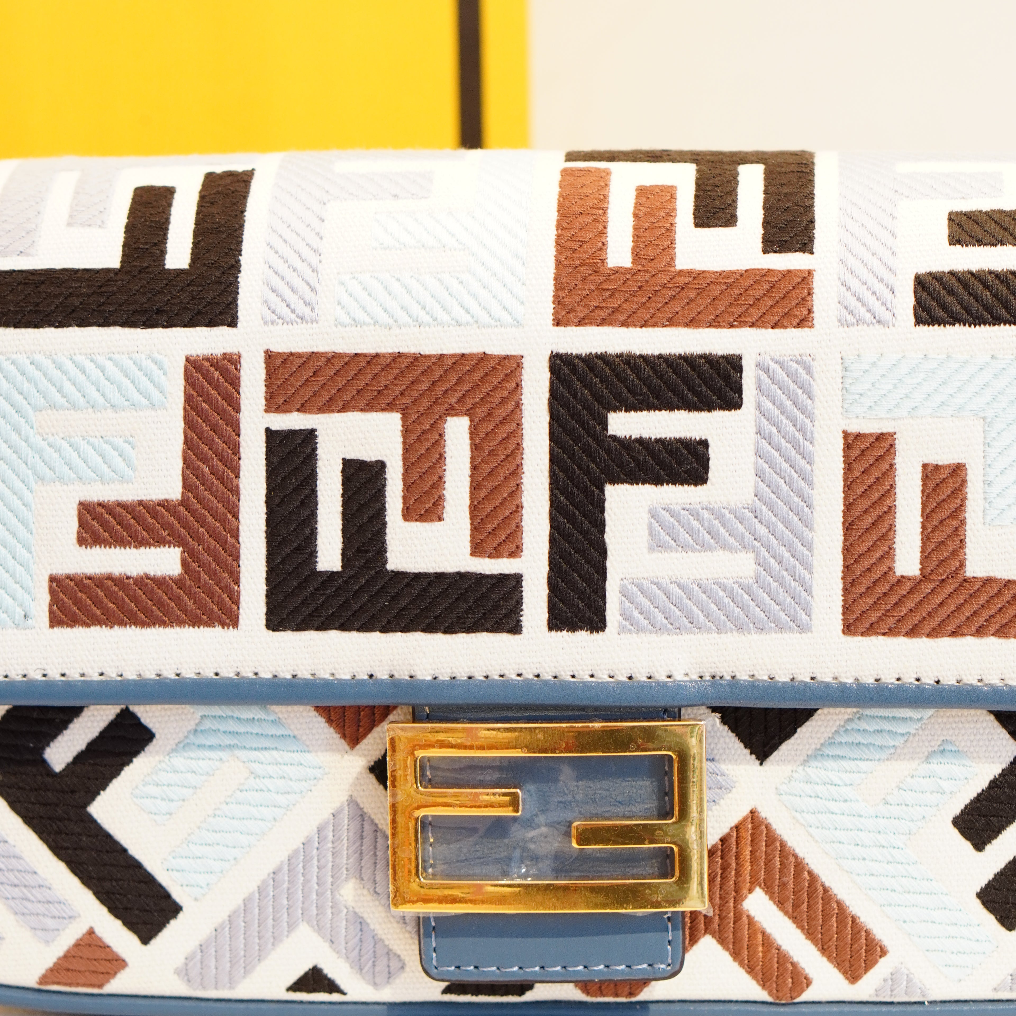 Fendi Baguette Grand
