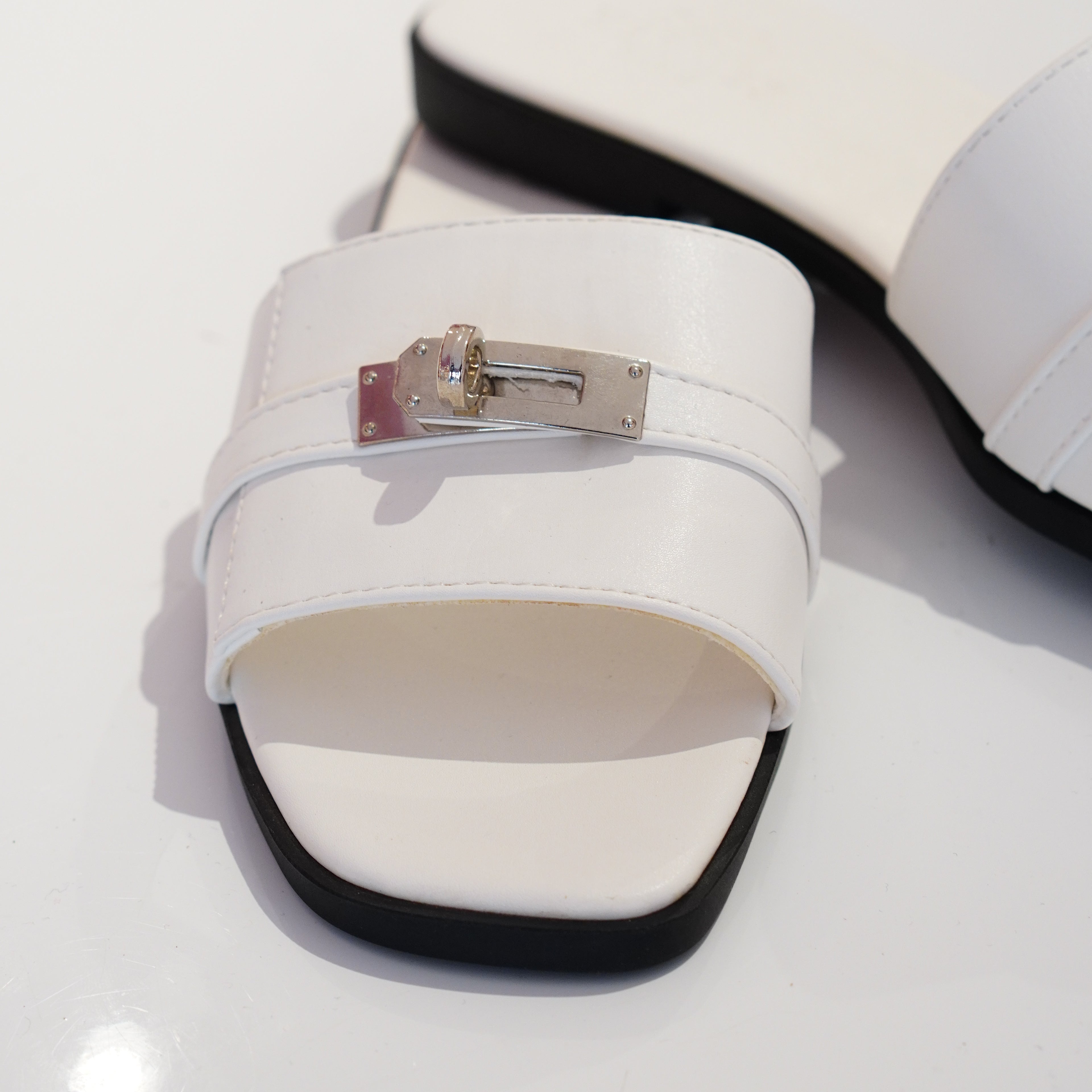 Mules Hermés Empire