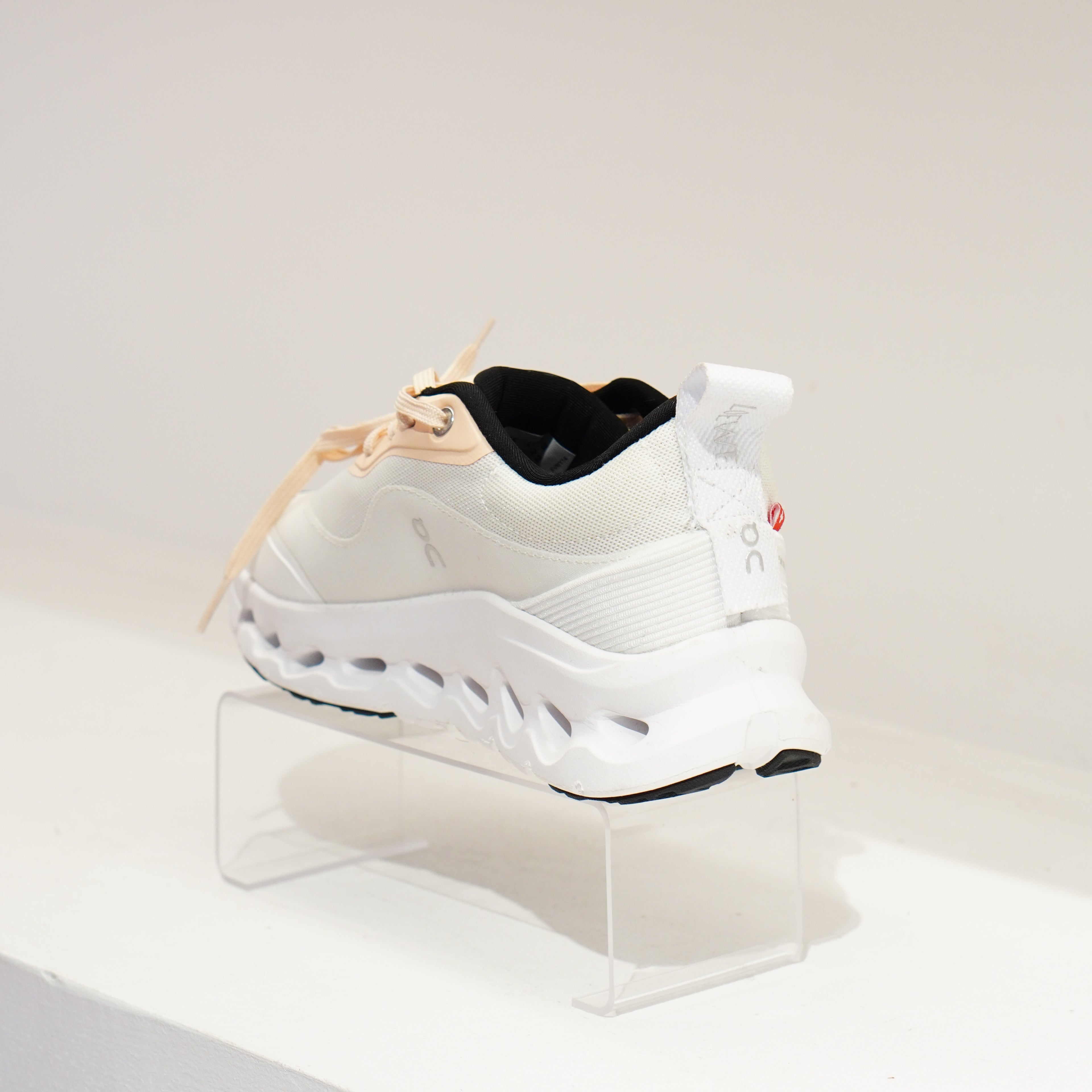 Loewe Cloudtilt Saneaker
