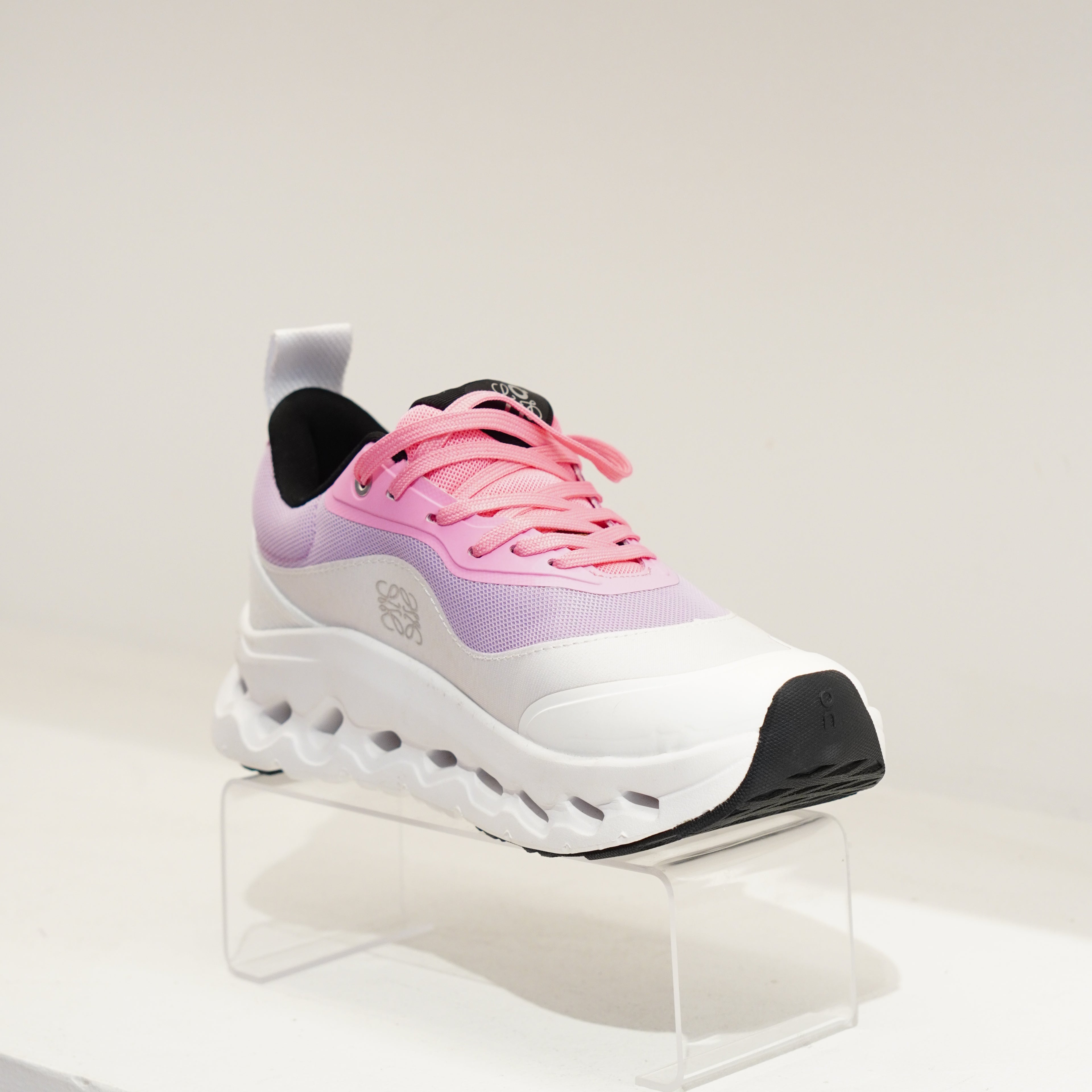 Loewe Cloudtilt Saneaker