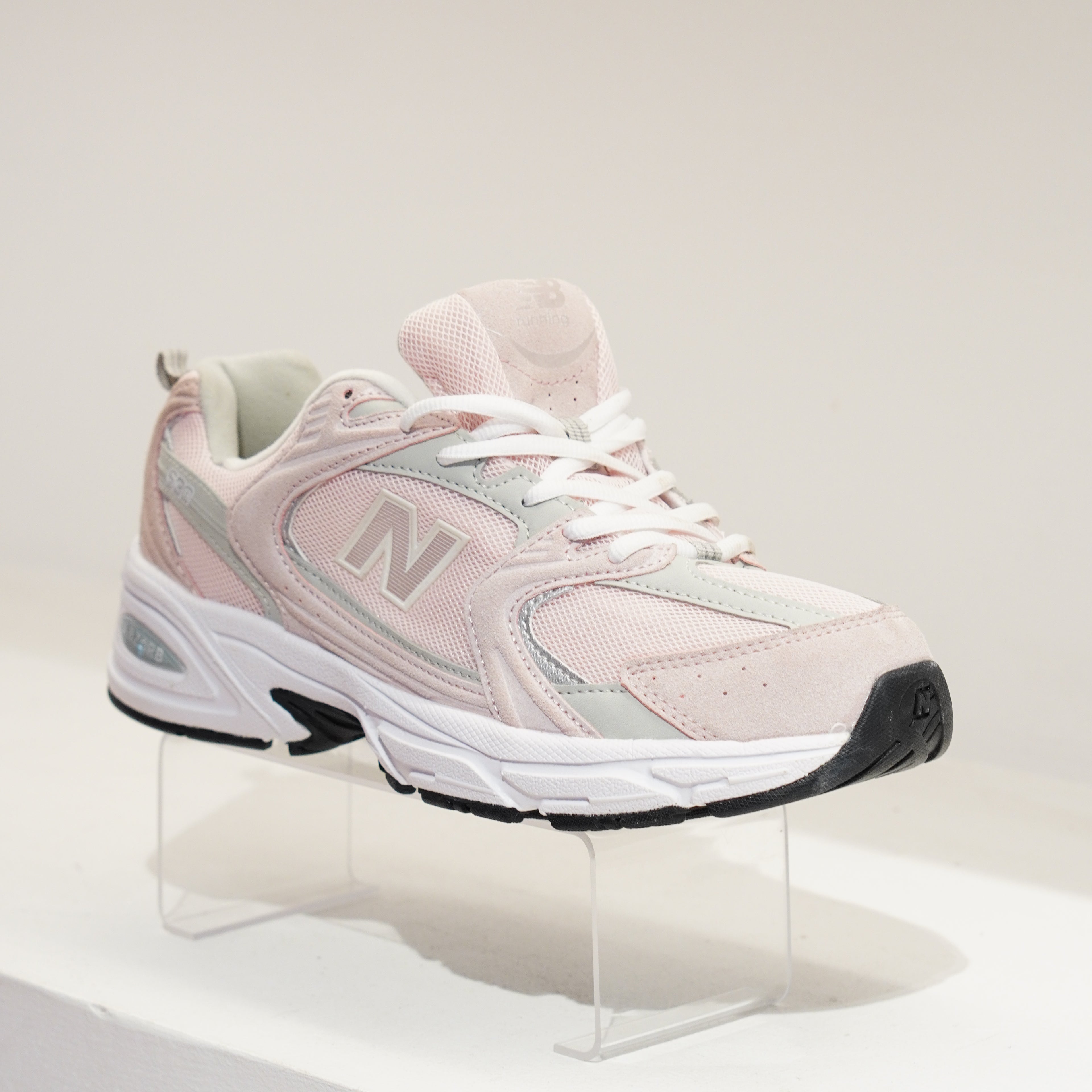 New Balance 530