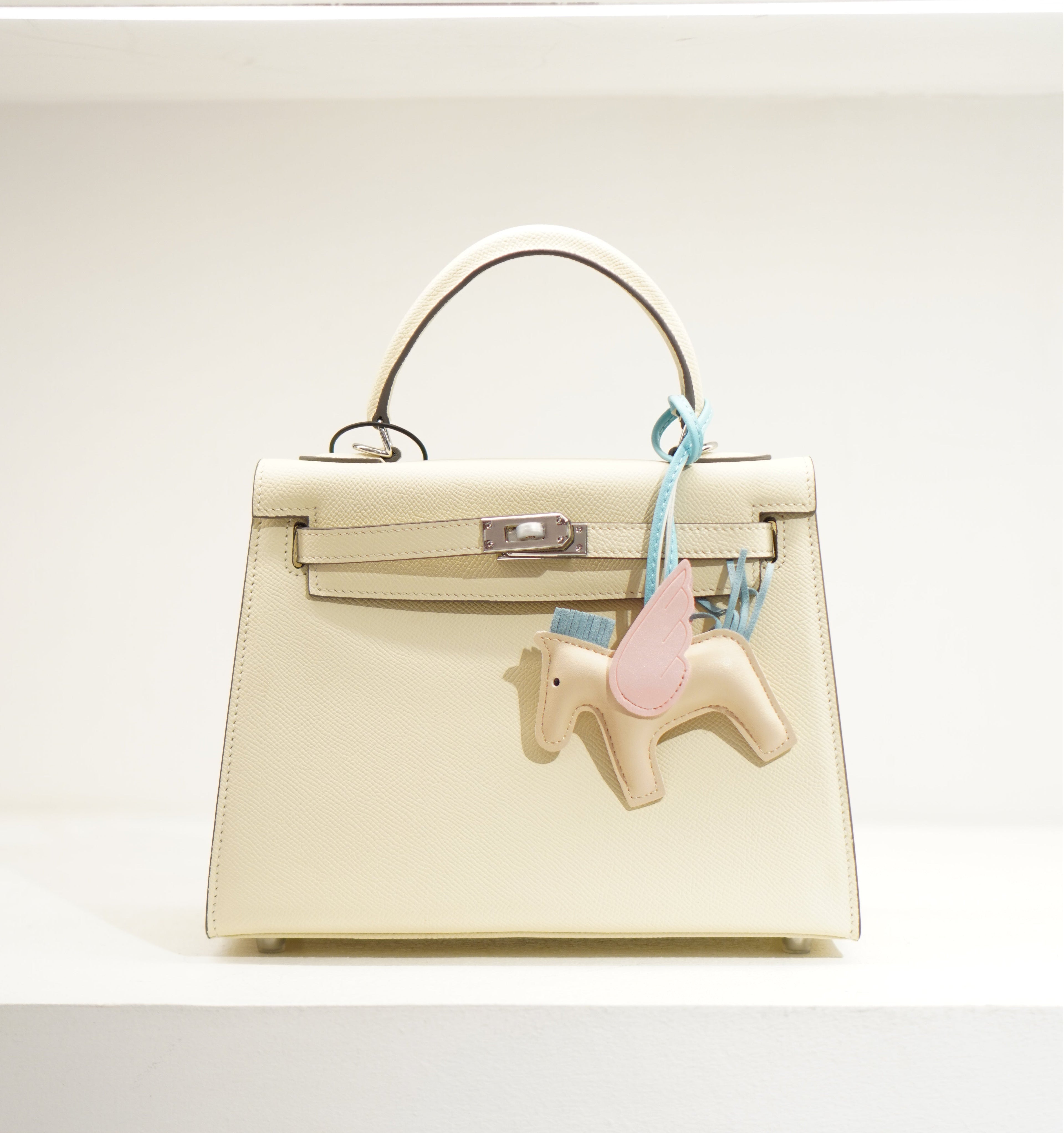 Hermés Kelly Moyen