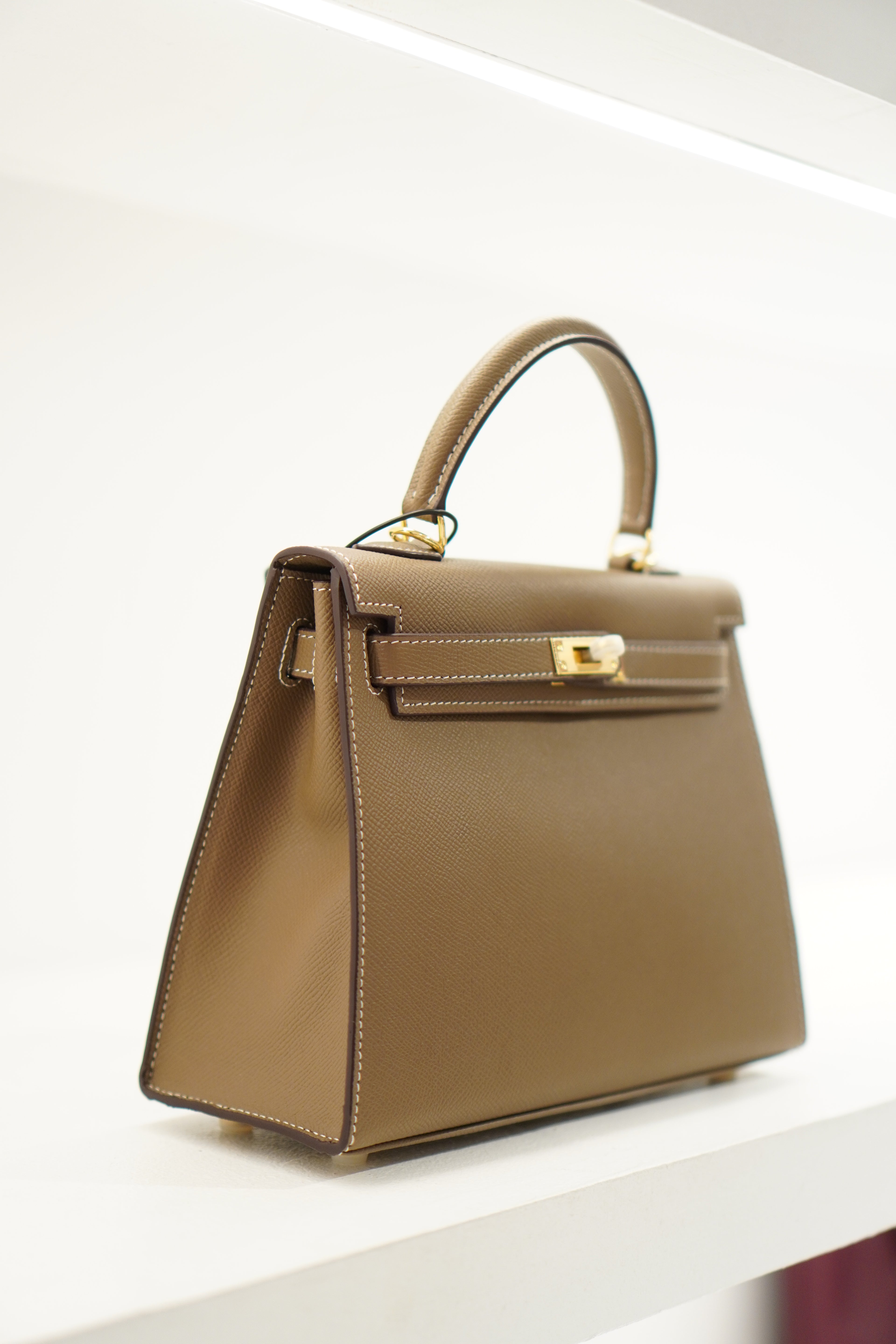 Hermés Kelly Moyen