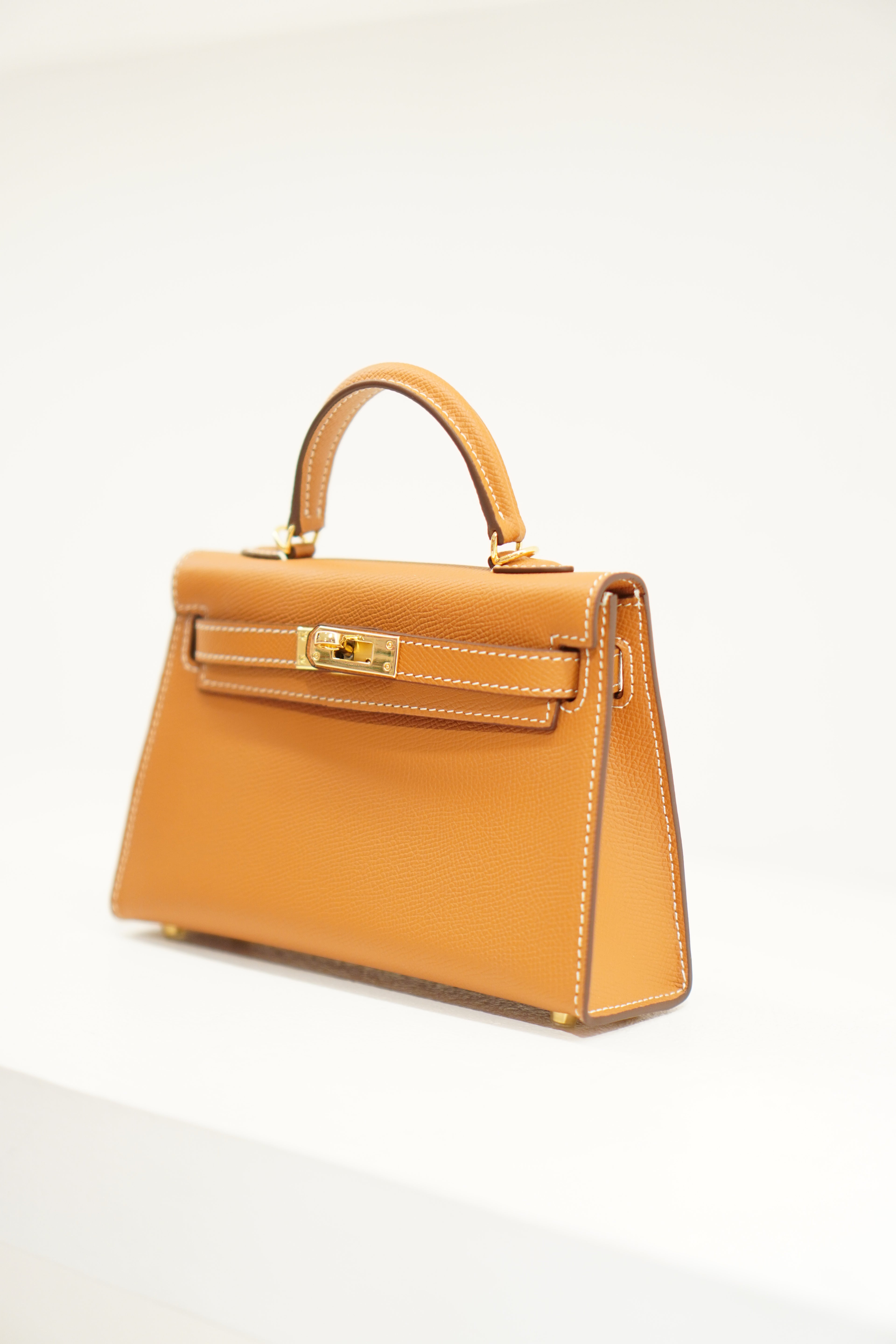 Hermés Kelly Mini