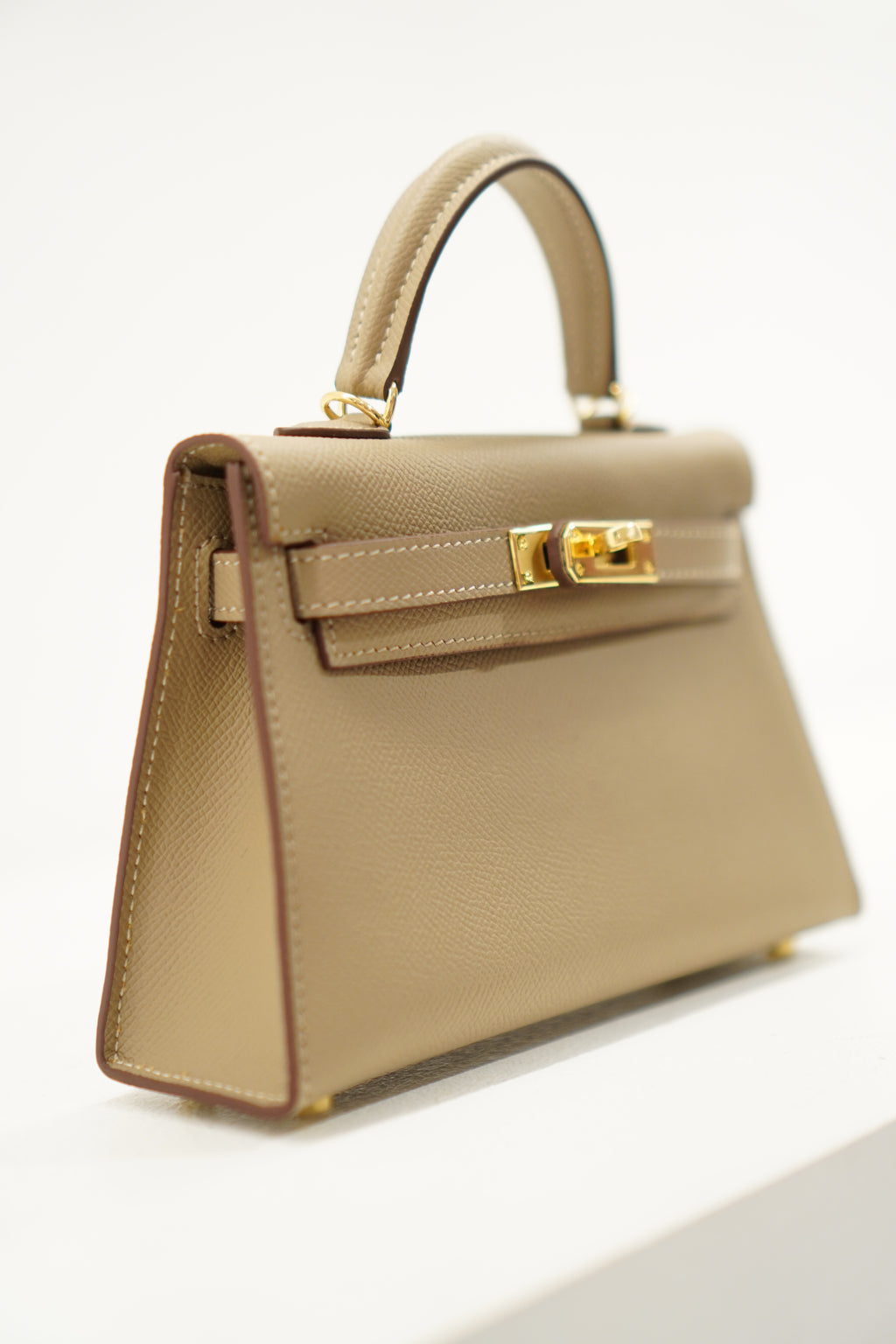 Hermés Kelly Mini