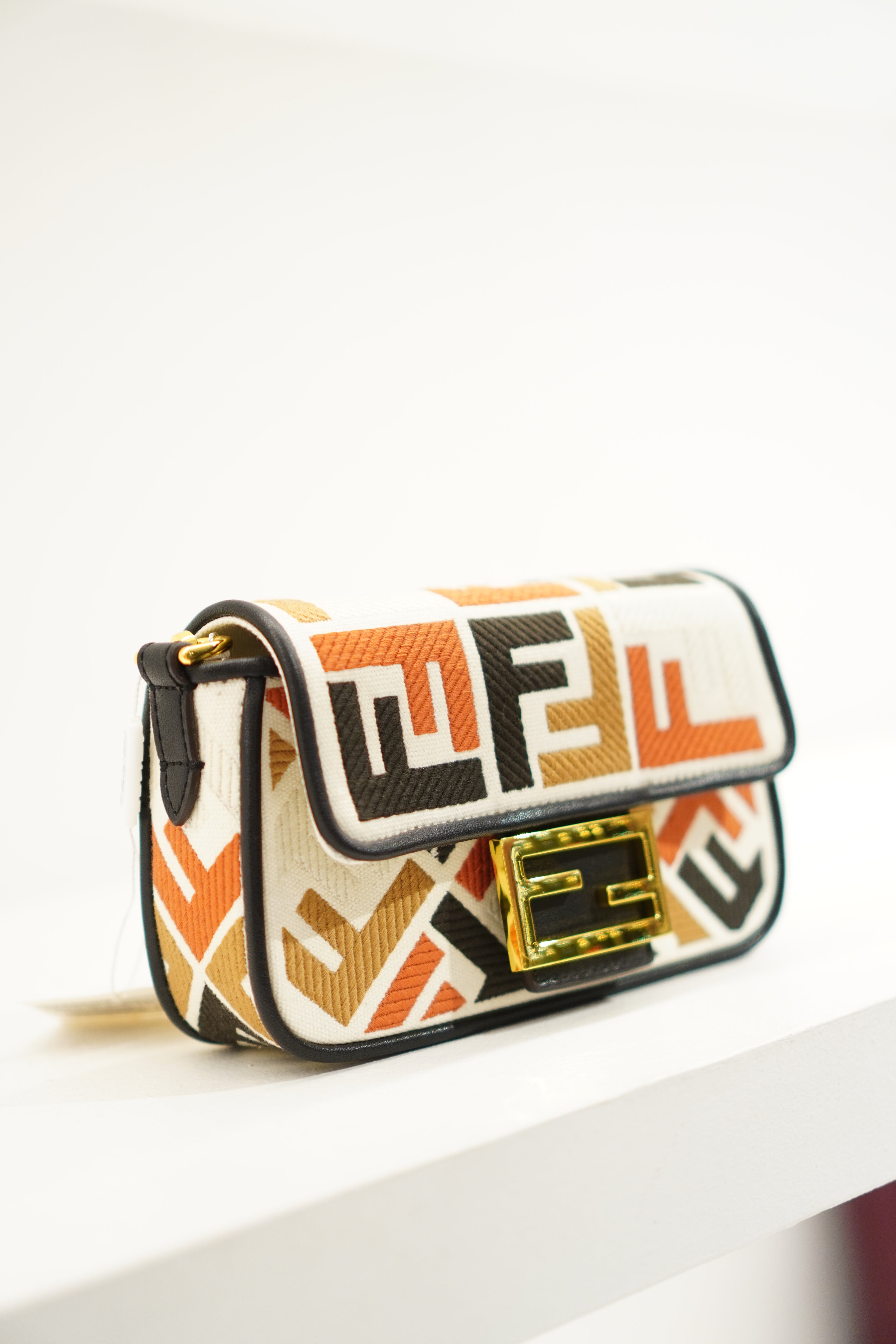 Fendi Bagutte Moyen