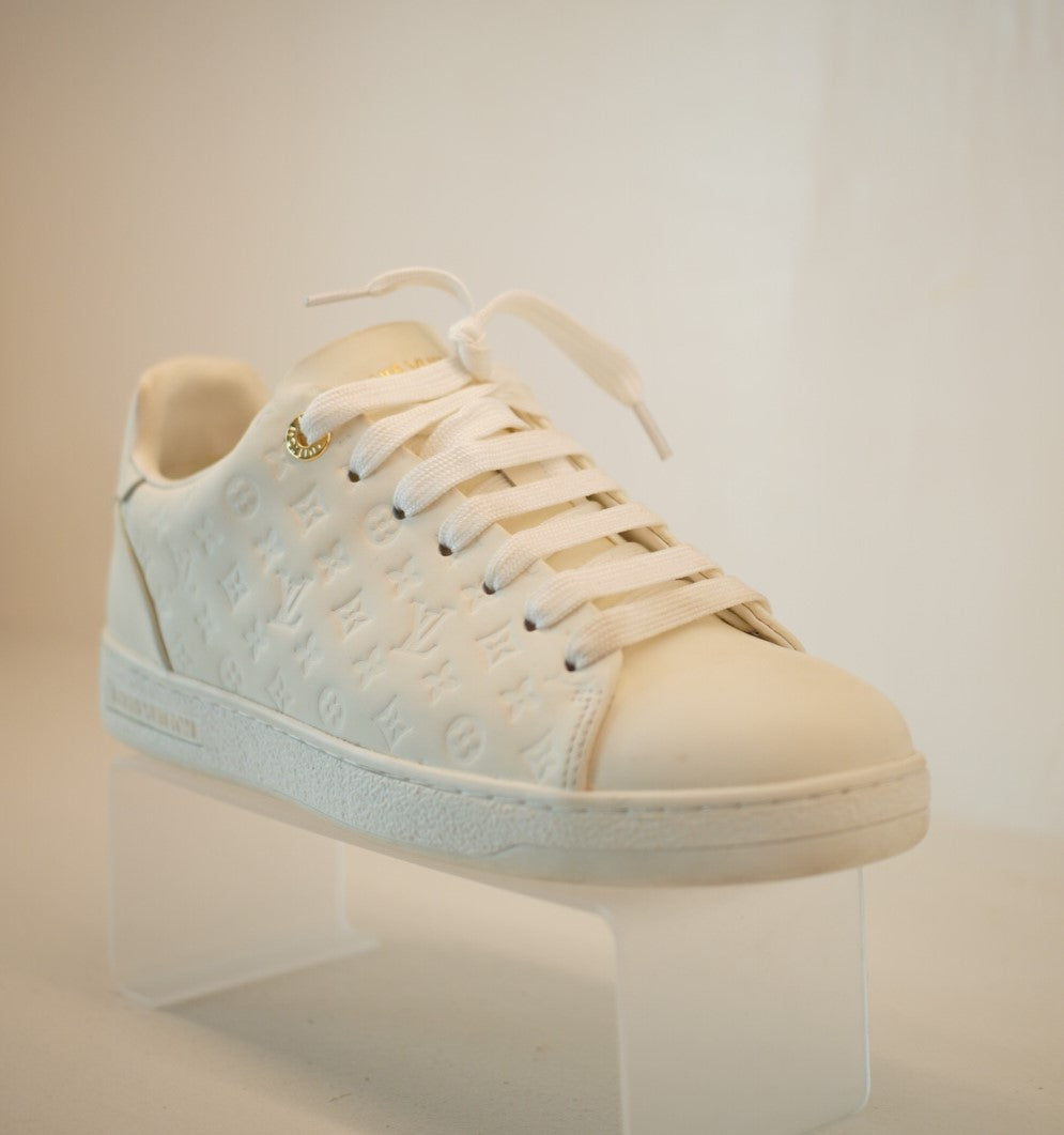 Louis Vuitton Frontrow